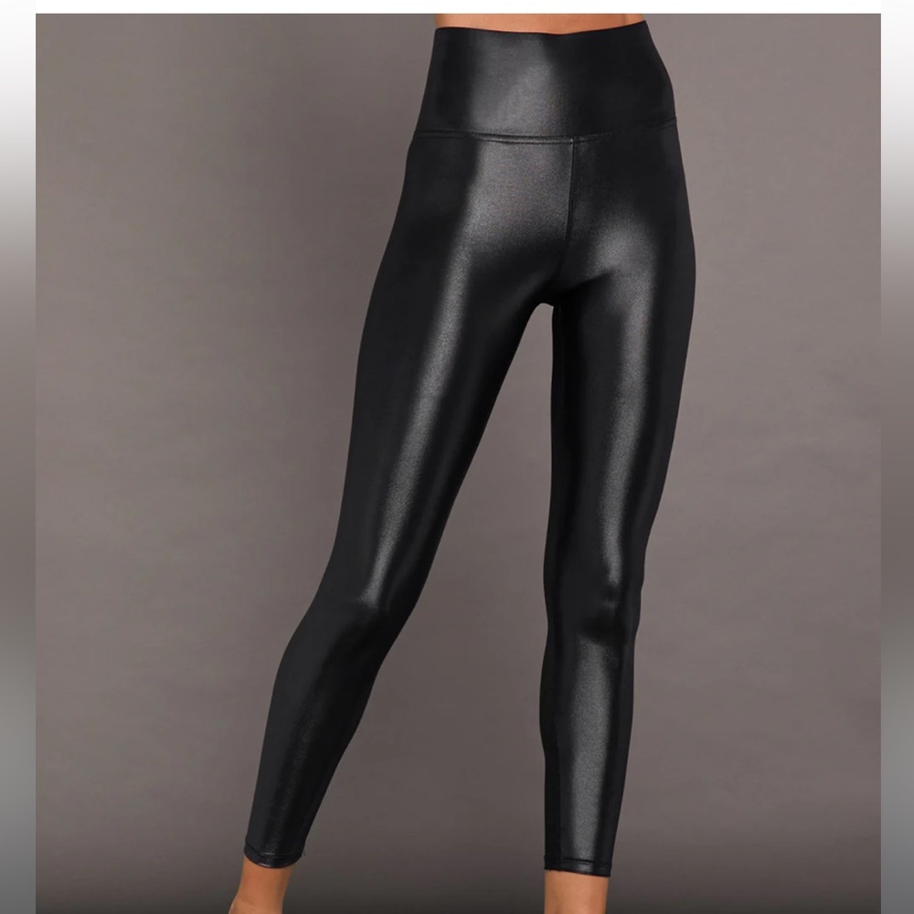 Carbon38 Takara Shiny Black Leggings